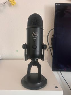 Blue Yeti barely used