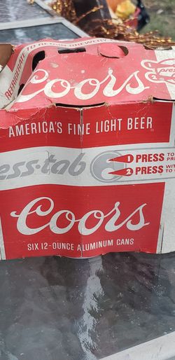 Vintage pack of cans