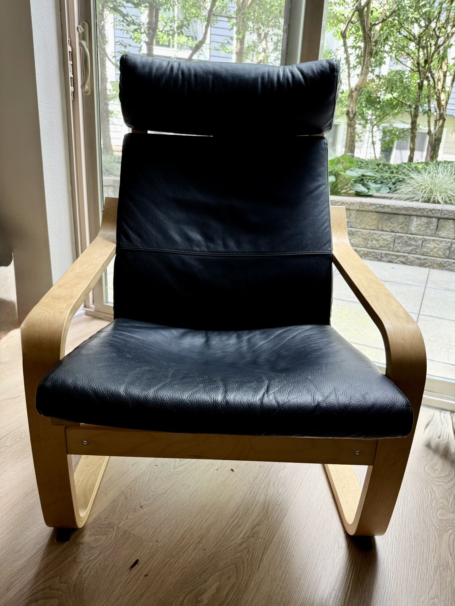 IKEA POÄNG armchair – Black Leather & Birch Frame Discontinued