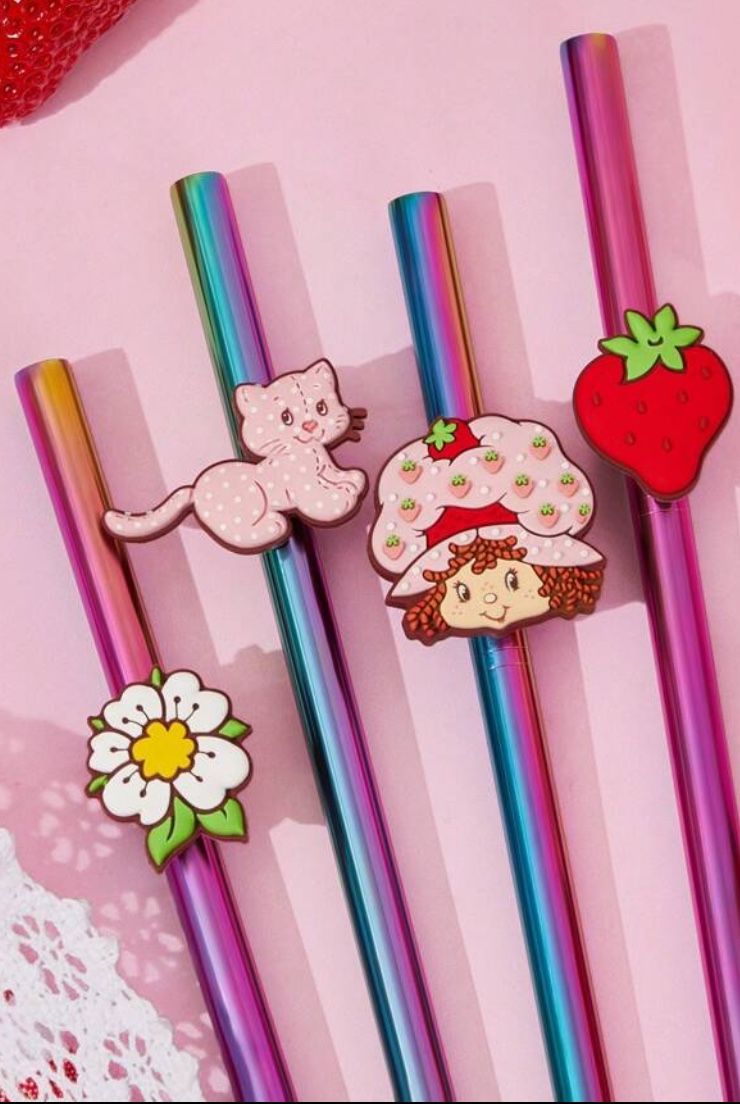 Strawberry Shortcake Mug And Accessories