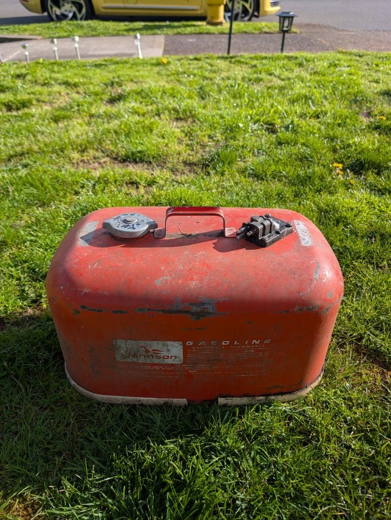 Gas Tank