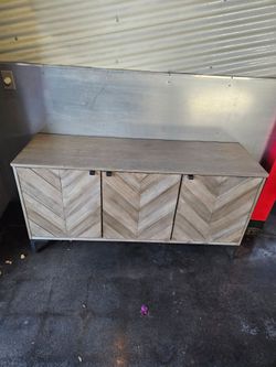 Wood cabinet