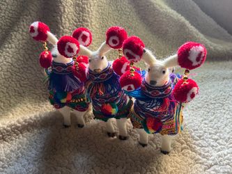 Authentic Peruvian Llama Figurines of Real Alpaca and Llama Wool & Pom-Pom Hats