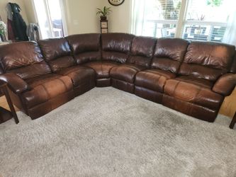 Sectional brown leather w pwr recliners