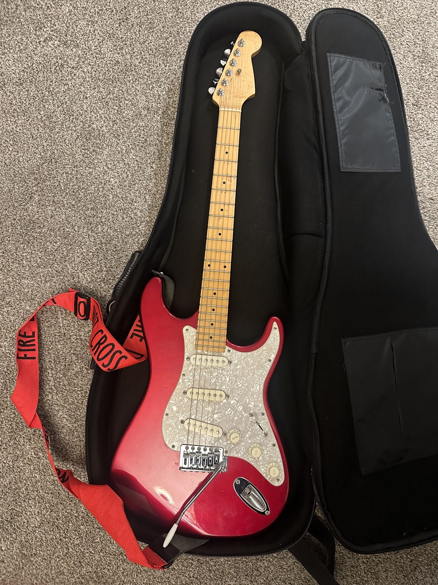 Electric Guitar With Soft Case