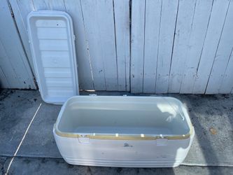 Igloo 40x25 cooler