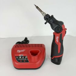 Milwaukee M12 Soldering Iron w/Battery & Charger - 2488-20