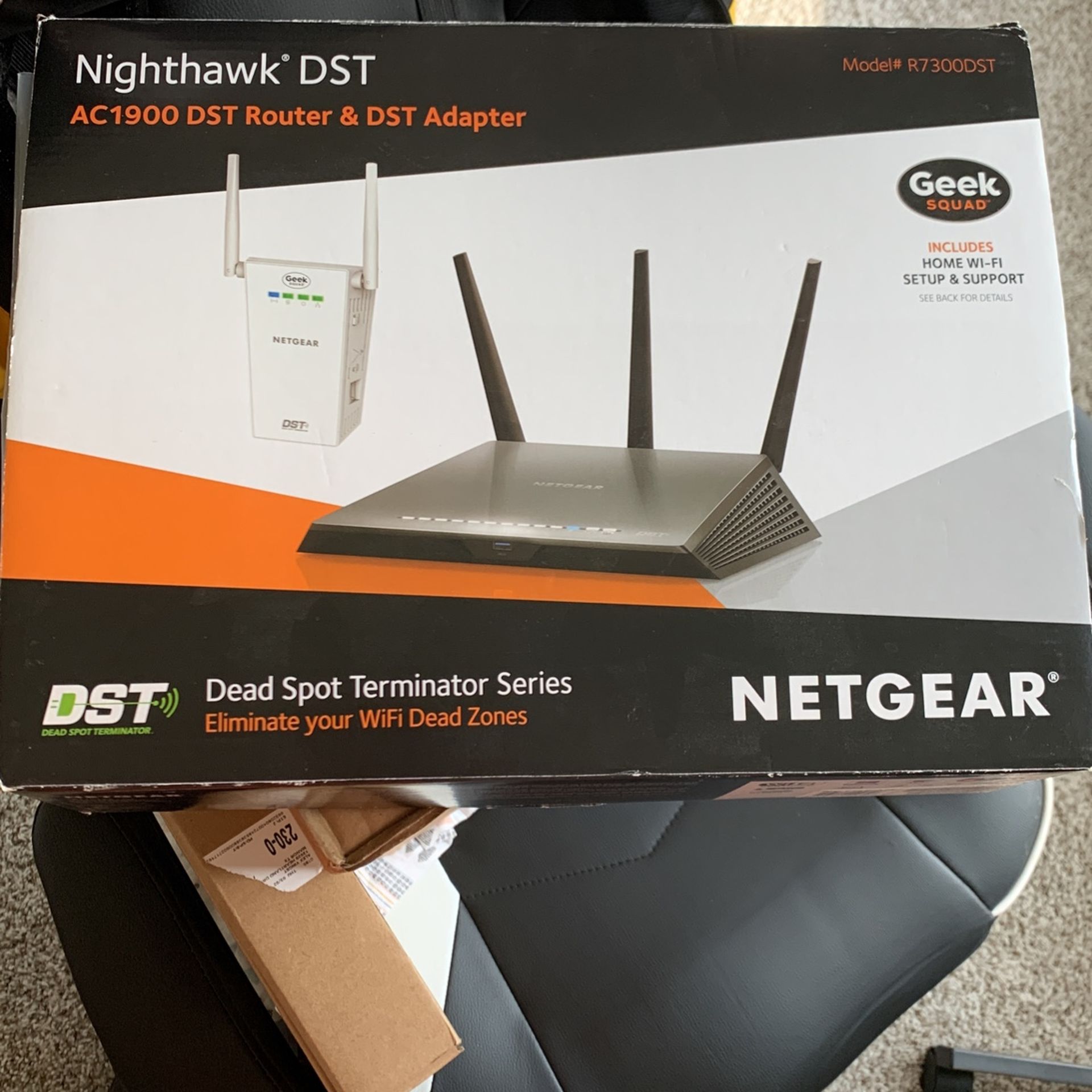 Nighthawk AC1900 DST Router & DST Adapter