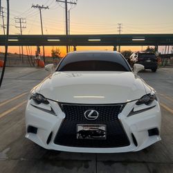 2016 Lexus IS