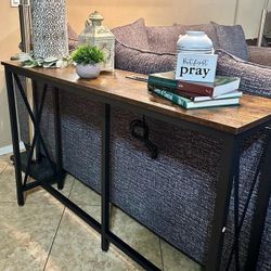Console Entryway Sofa Table With Power Outlet 47.2L 