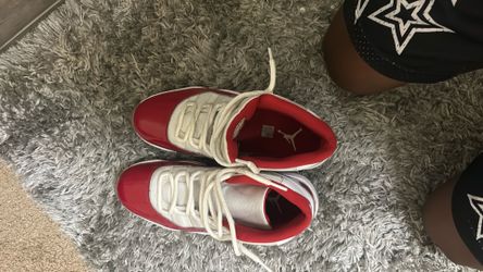 jordan cherry 11s