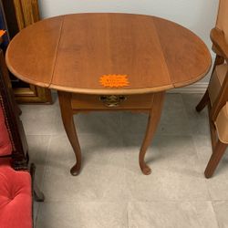 Drop Leaf End Table