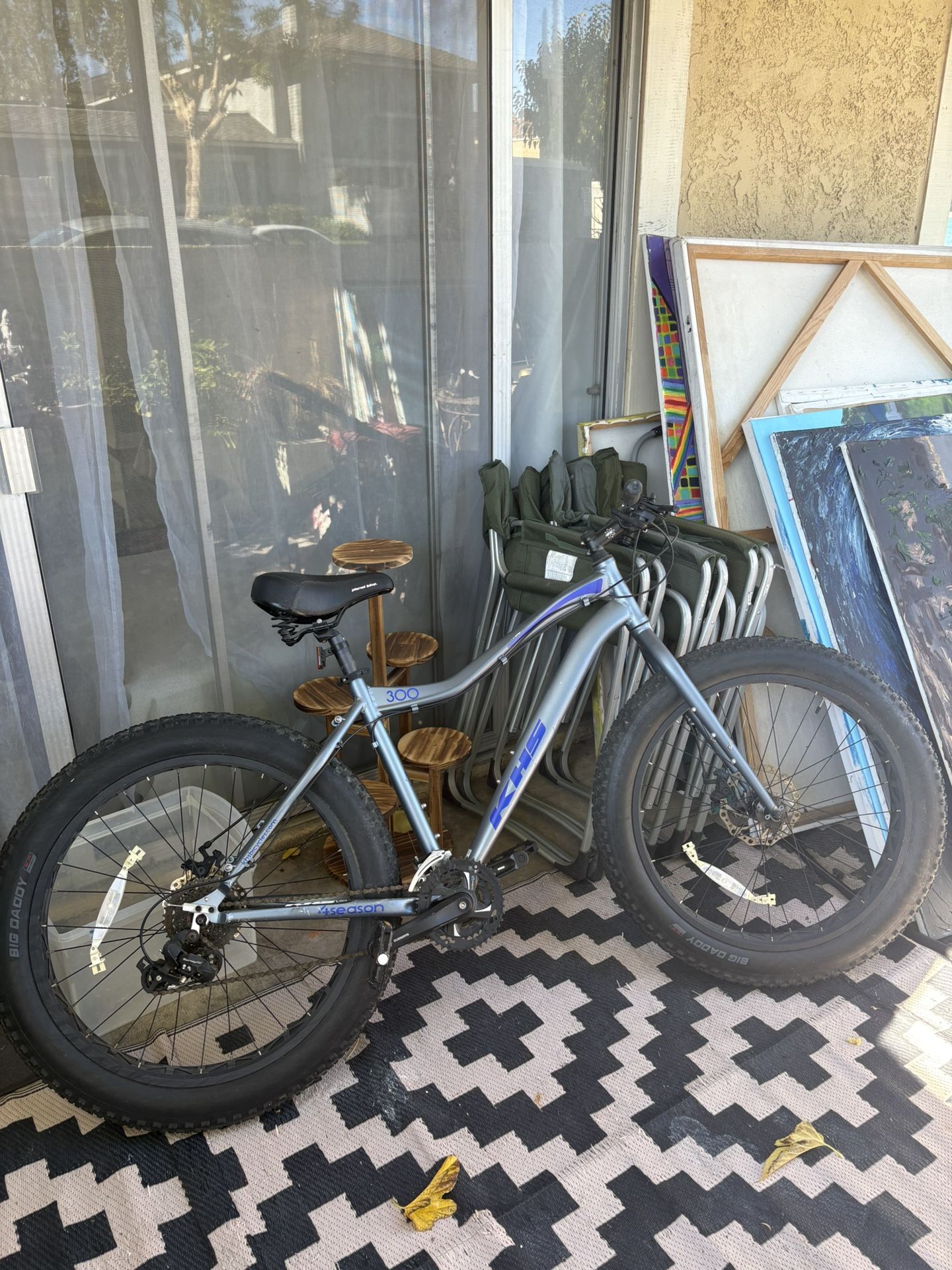 Kent 300 Fat Tire Bike – 26” Wheels – Shimano Gearing – Great Condition