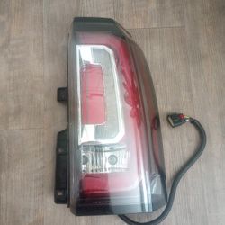 2015-2020 GMC Yukon Denali Tail Light 