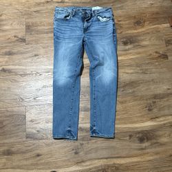 American Eagle (skinny jeans)