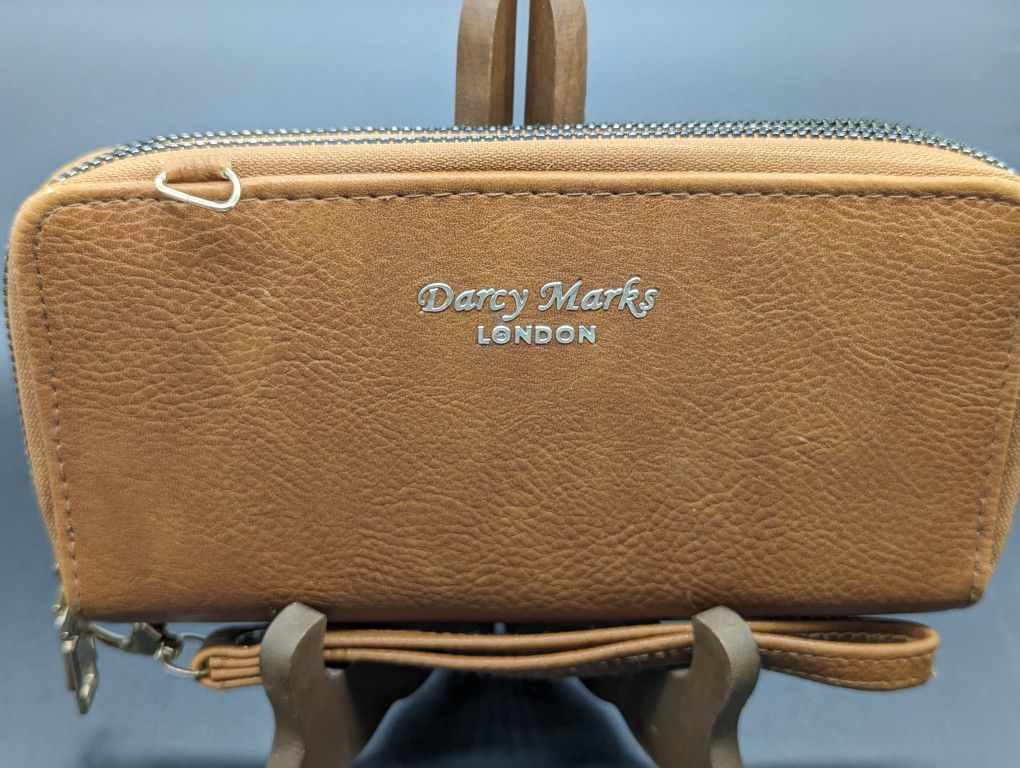 VTG Darcy Marks London Clutch/ Wallet