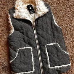 NEW!! Ladies / Women’s Reversible Vest Size M