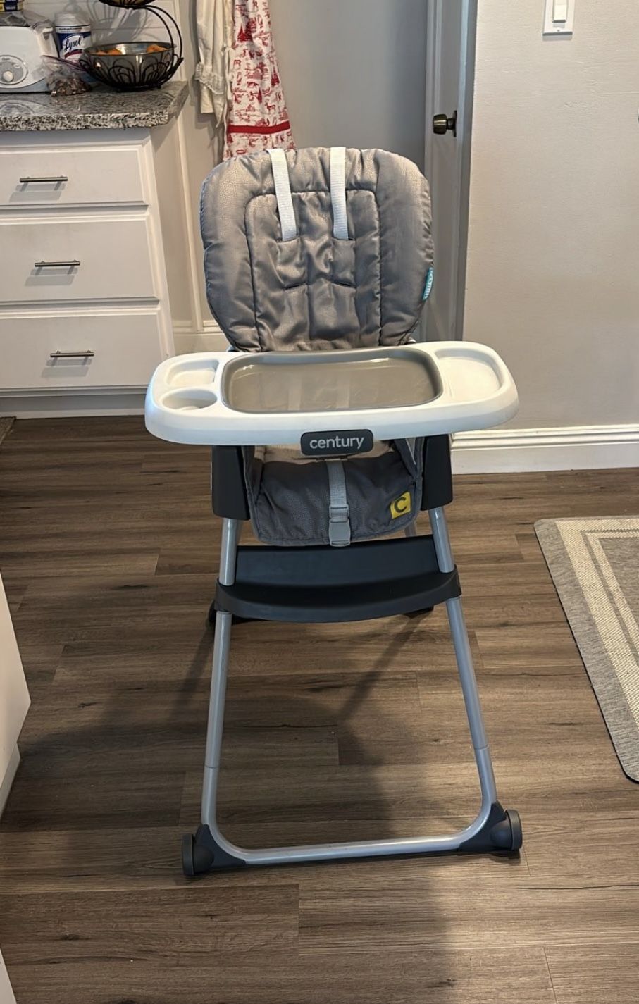 High chair 