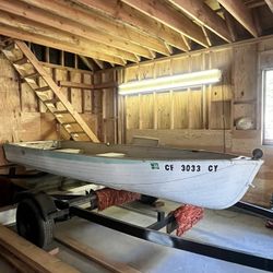 1960 Chrysler Big Fisherman & 22 Ft Trailer 