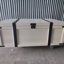 Montana White Storage Trunk Coffee Table