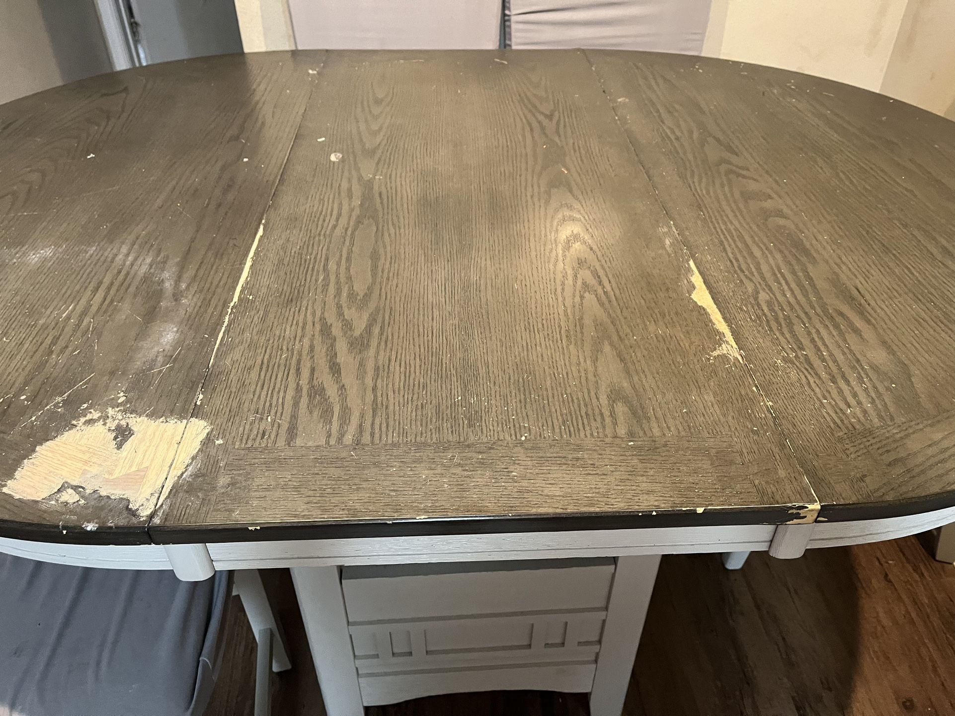 Kitchen table