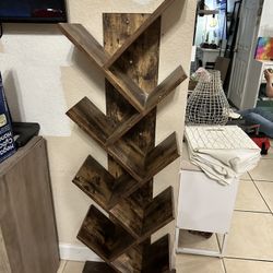Tall tree bookshelf