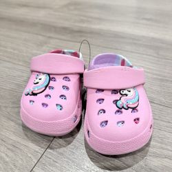 Capelli New York Pink Crocs Girls' Size 5 Unicorn Rubber 