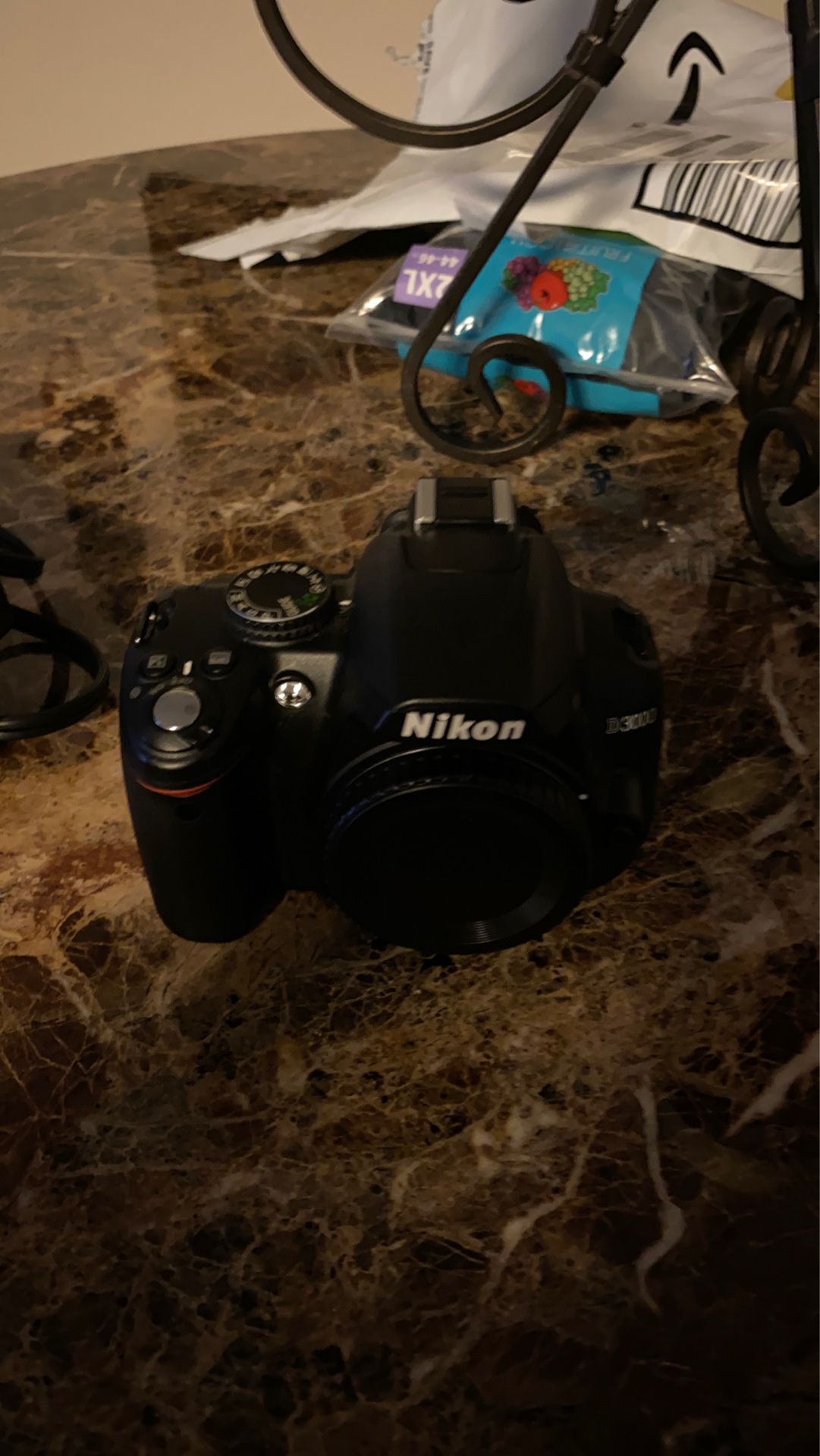 Nikon D3000