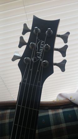 ELECTRIC BASE 6 STRINGS