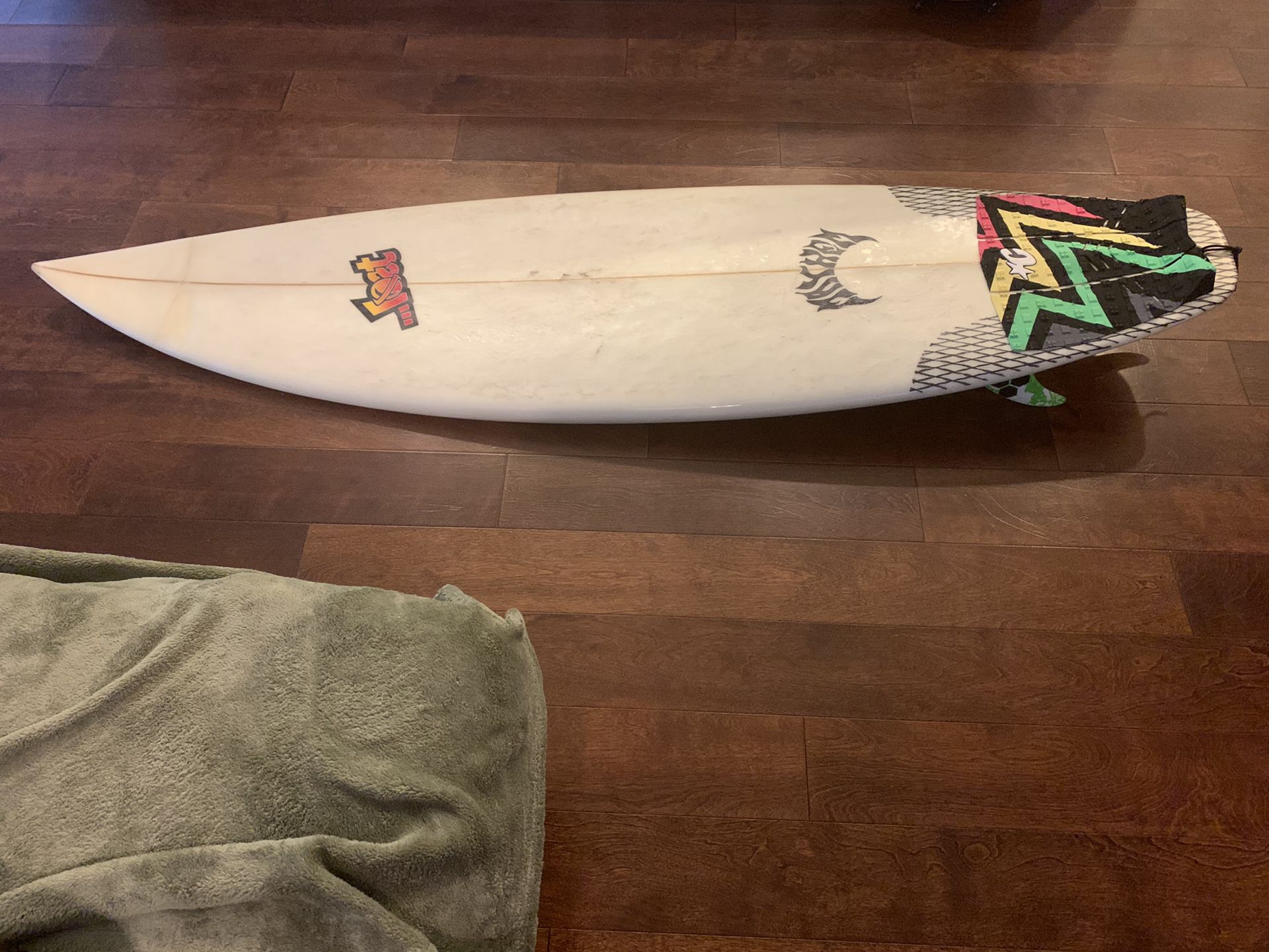 Surfboard Lost Mayhem Scorcher 6’/18.75”/2.32”- 27.45 L