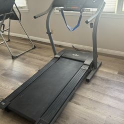 Treadmill - Folding - Nordaic Track - Exp-1000-XI