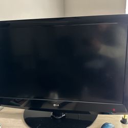LG 37LG30/37-inch Flat Screen TV