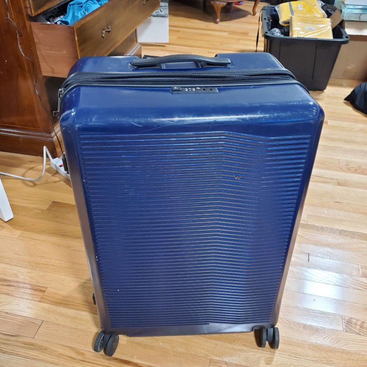 Nice Hardcase Luggage Traveling Suitcase Suit Case 29 Inches 