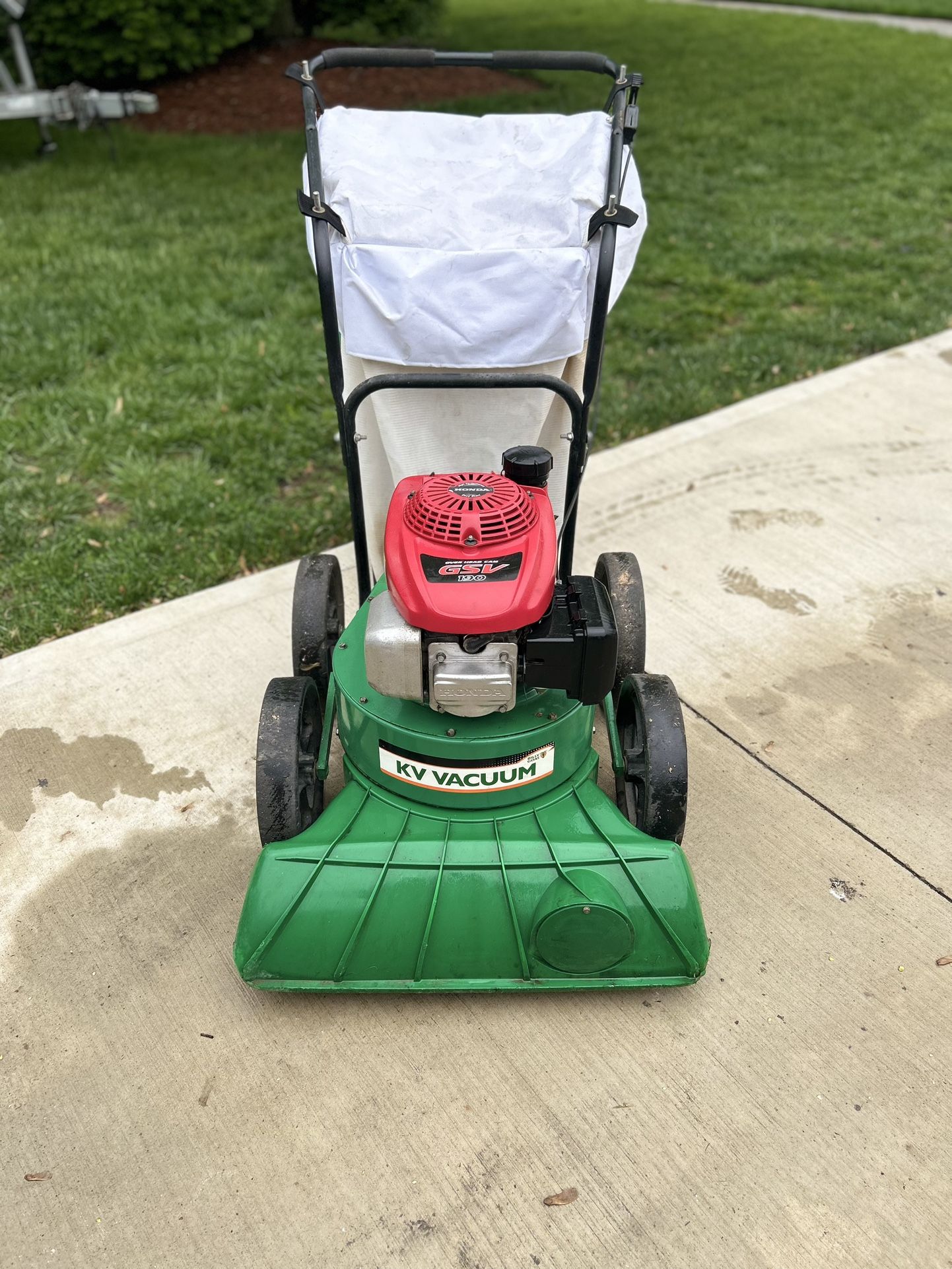 Billy Goat Outdoor Vac.