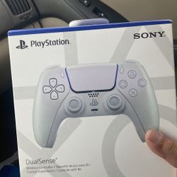 Brand New Ps5 Controllers , Colors Seen Are What I Have. 