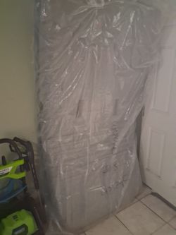 New twin size mattress
