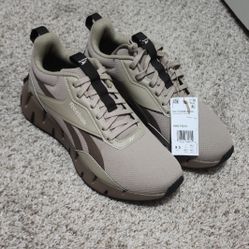 Reebok Beige and Brown Sneakers