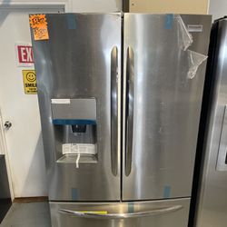 Frigidaire French Door Refrigerator NEW open BOX