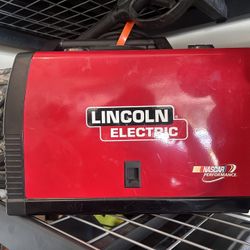 Lincoln Electric MiG Welder 140