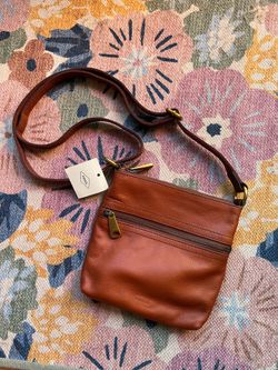 NWT FOSSIL Leather Crossbody Purse