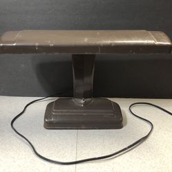 Vintage MCM Underwriters Laboratories Industrial Portable Desk Lamp