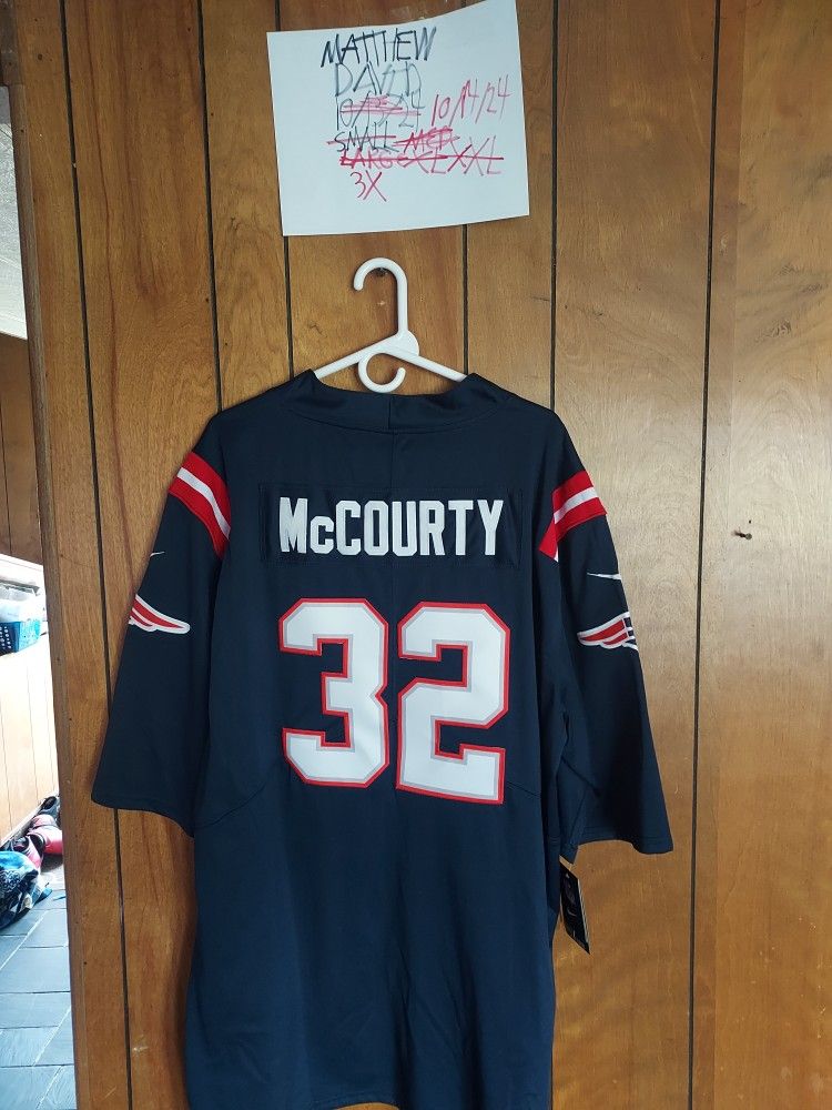 Surprise Sticker With 3x Patriots Mccourty Jersey