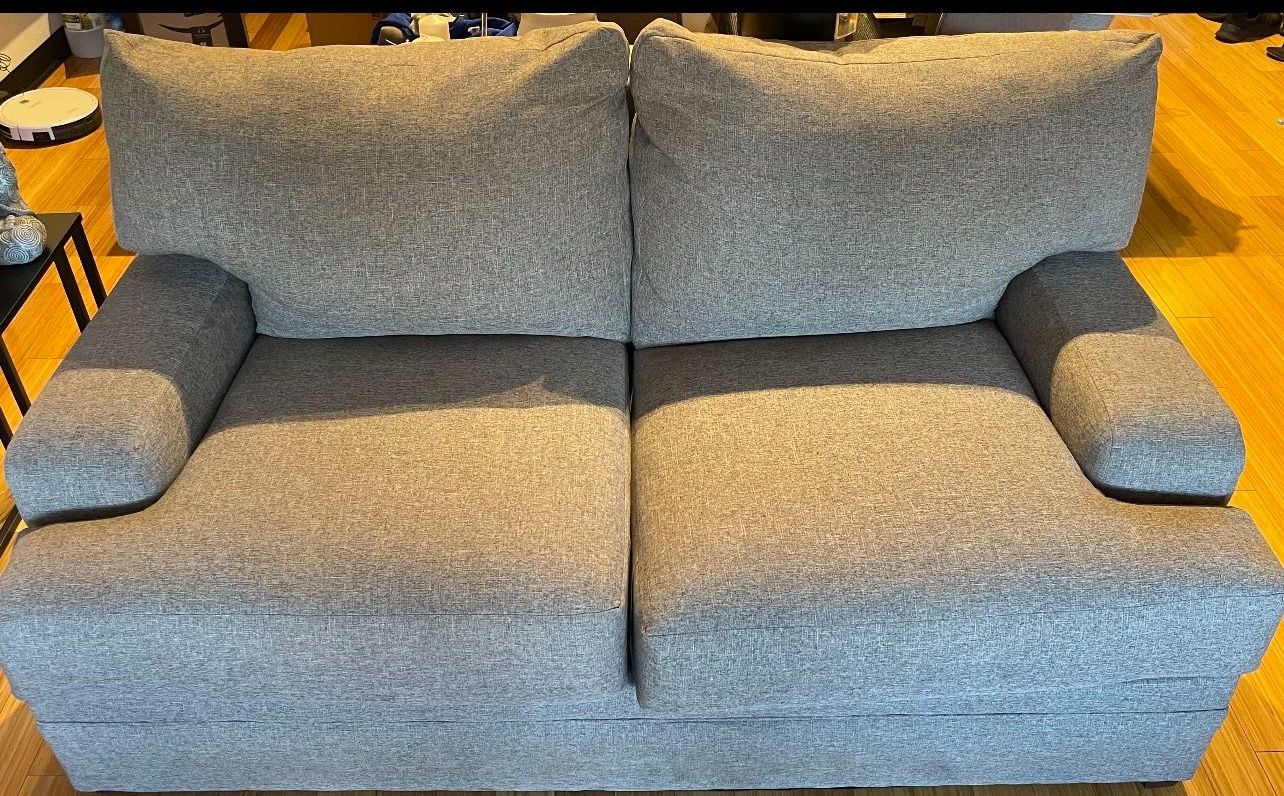 Bobs Grey Linen Love Seat