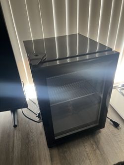 Mini Fridge - New condition