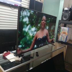 55 Inches Smart LG Tv  55 Lh575a