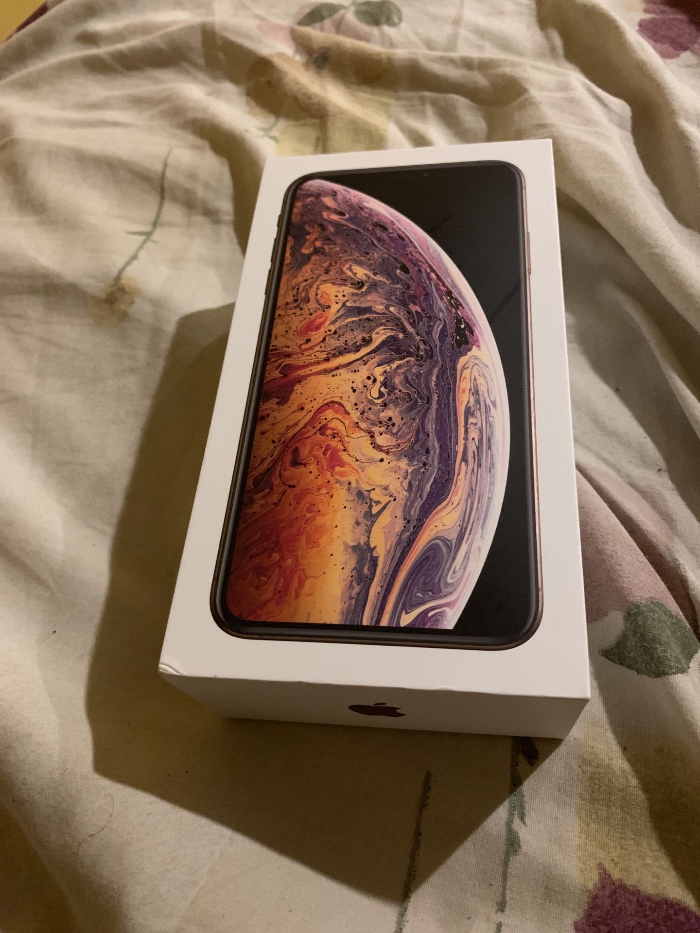 T-mobile iphone XS Maxs clean ready to activate