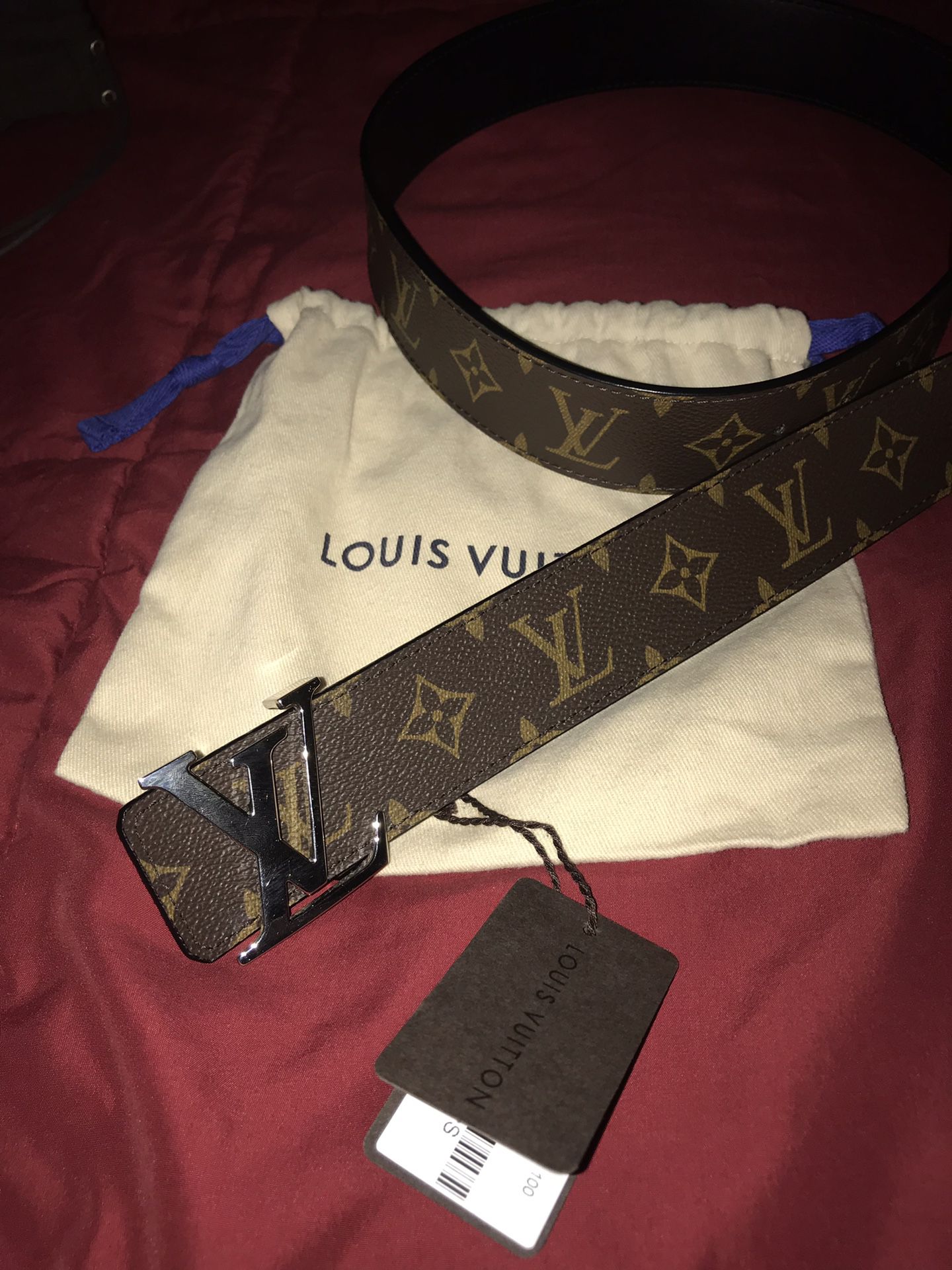 Louis Vuitton reversible belt