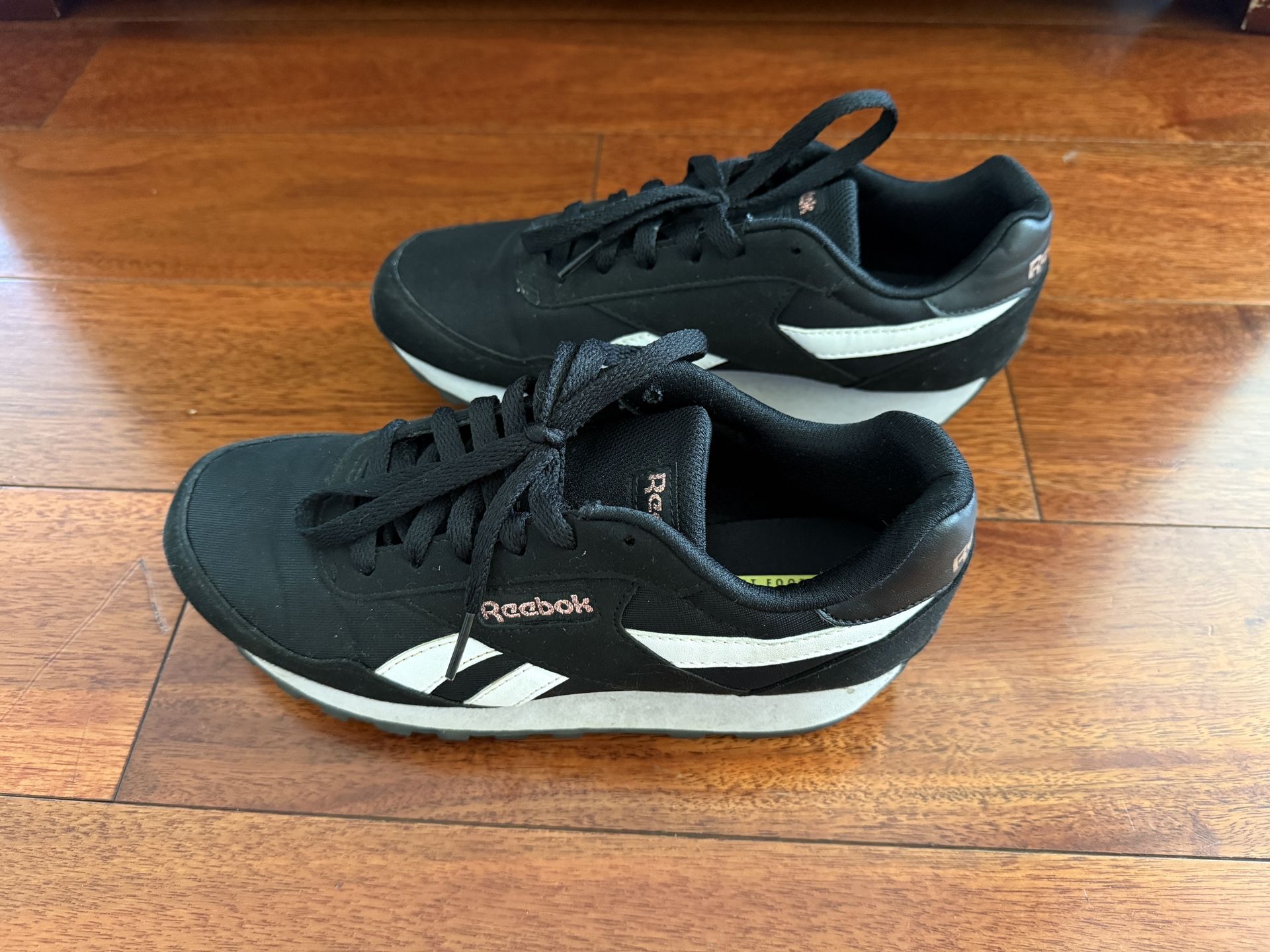 Reebok Rewind Run Women’s Sneakers, Size 7