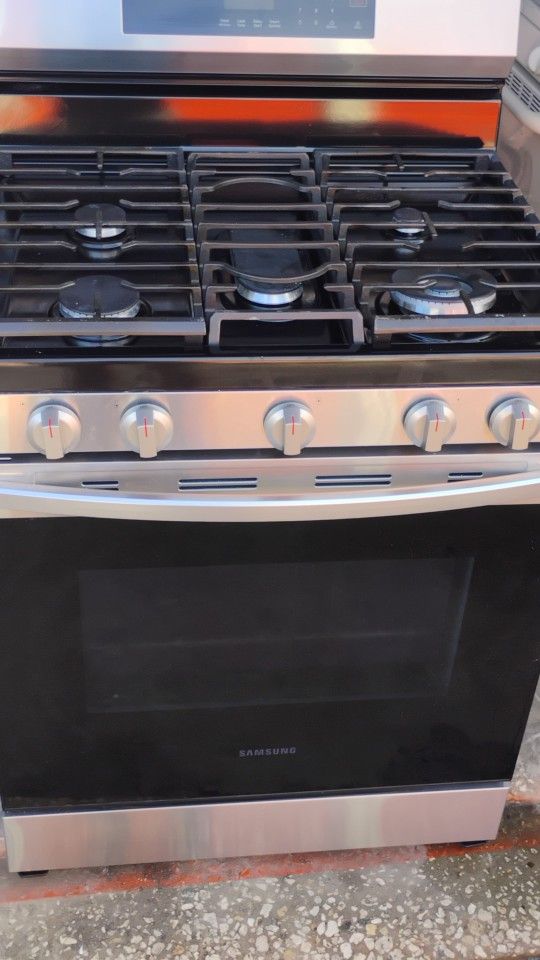 Samsung Stove Oven And Burner WORKING Perfect π 10 And 10 Good Condition, Orlando Florida