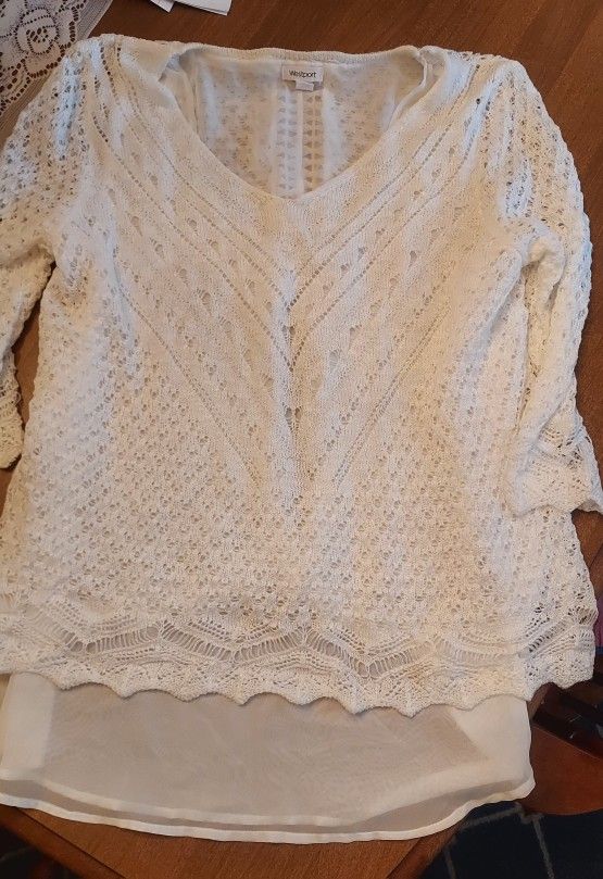 Ladies White And Beige Tops